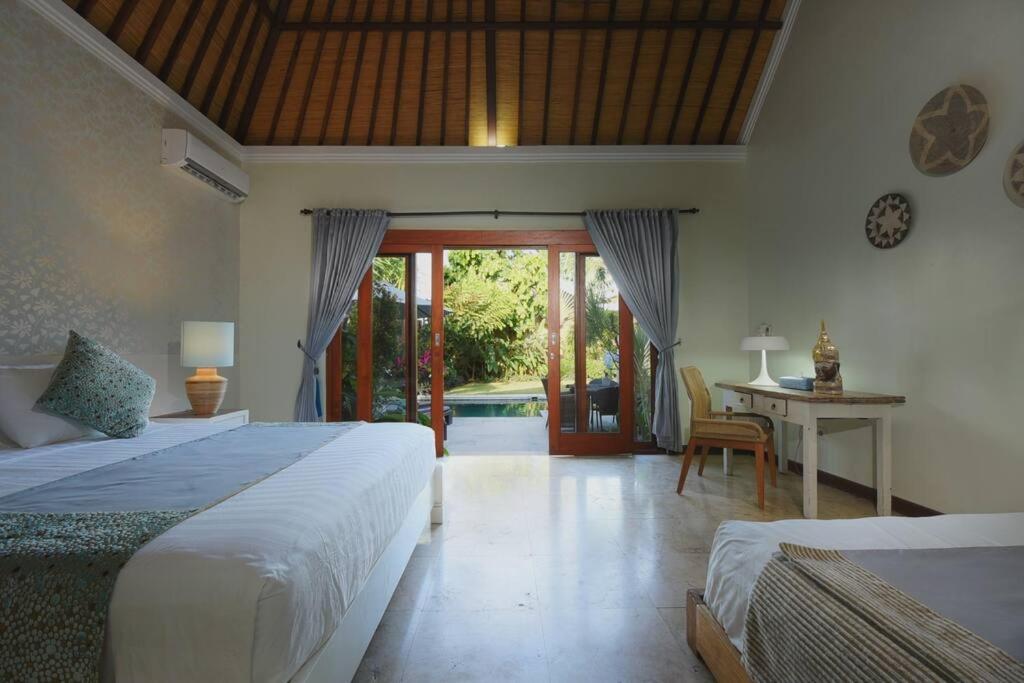 Tropical Oasis, Villa Mimba サヌール エクステリア 写真